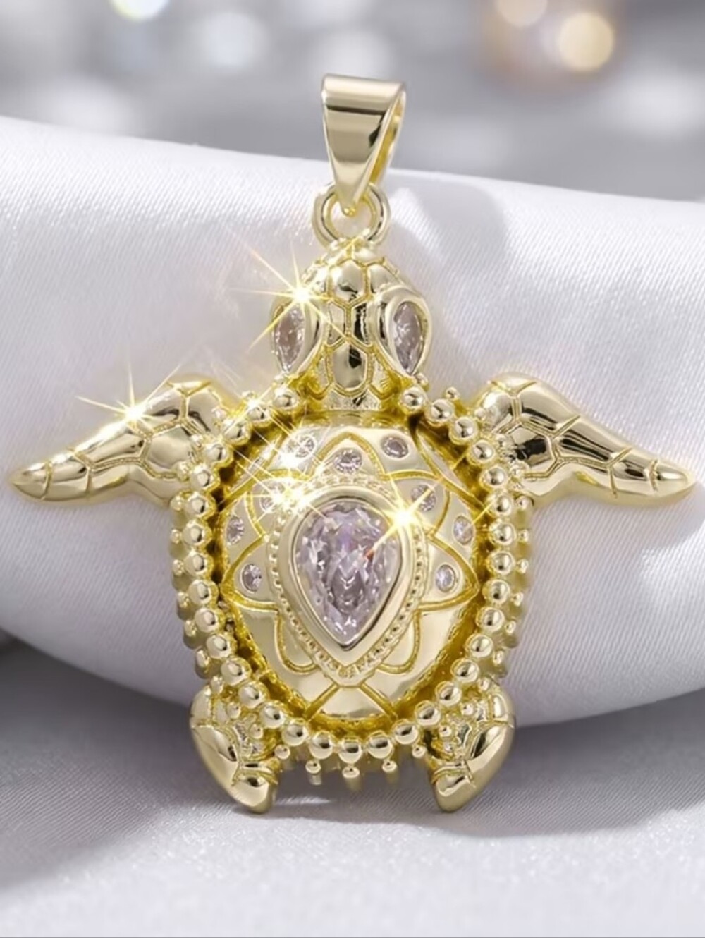 18k Gold-plated Copper Sea Turtle Pendant. NWT. 🐢🐢🐢🐢🐢